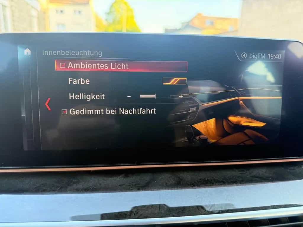 BMW 5 Series 540i M-SPORTPAKET HEAD-Up LEDER NAVI KAMERA KEY. 06/2019-photo-34