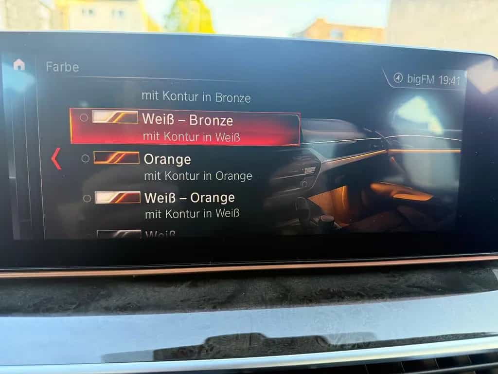 BMW 5 Series 540i M-SPORTPAKET HEAD-Up LEDER NAVI KAMERA KEY. 06/2019-photo-35