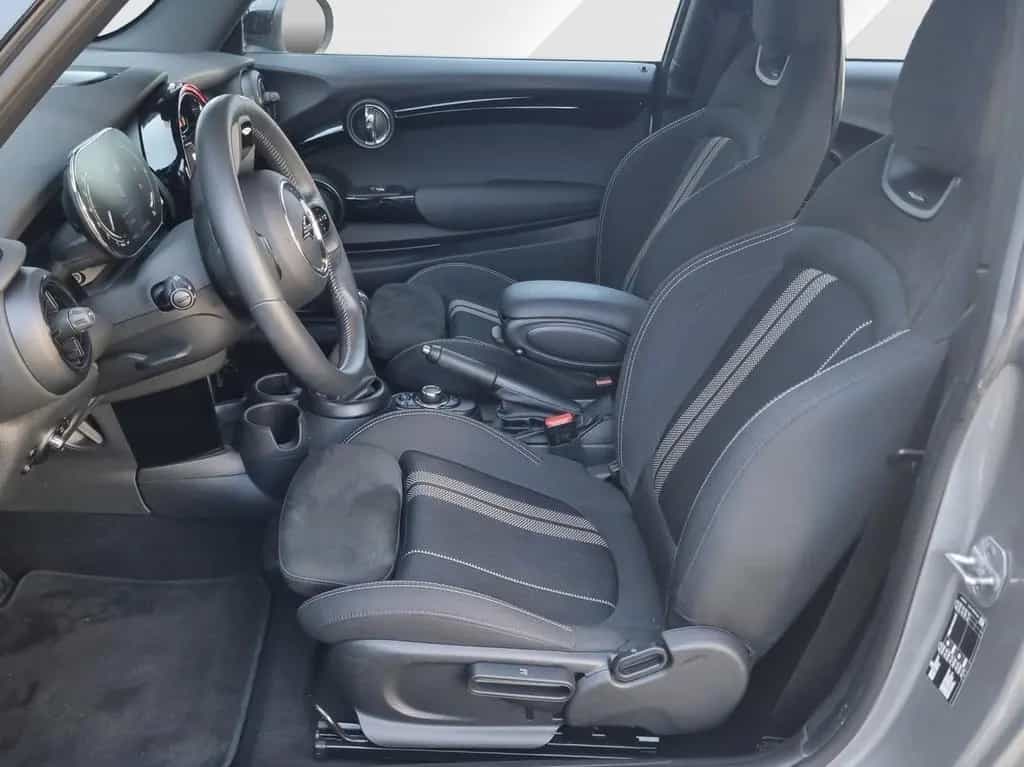 MINI Cooper John Cooper Works Trim 03/2023-photo-8
