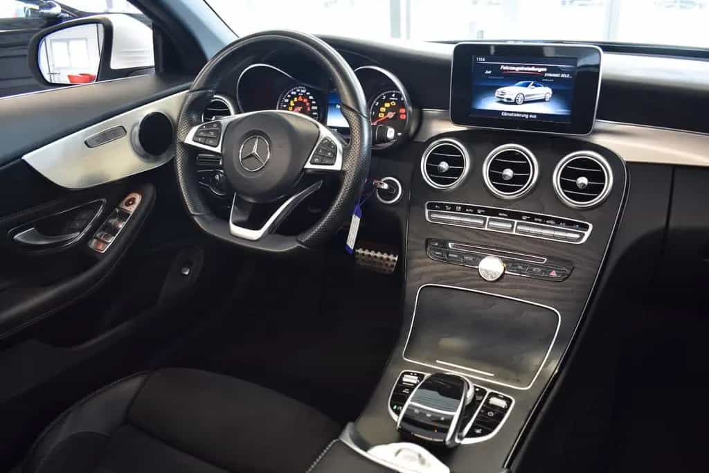 Mercedes-Benz C-Class 180 Cabrio AUT./AMG-LINE/NAVI/AIRSCARF/AMBI 04/2017-photo-25