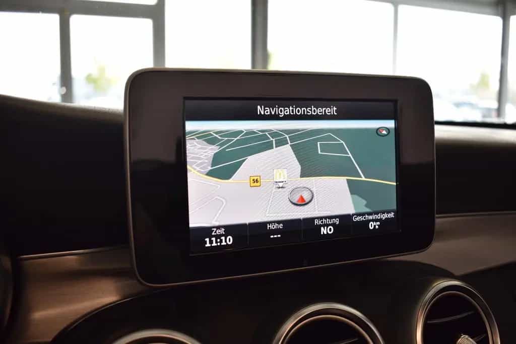 Mercedes-Benz C-Class 180 Cabrio AUT./AMG-LINE/NAVI/AIRSCARF/AMBI 04/2017-photo-28