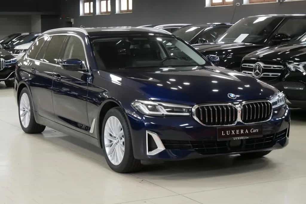 BMW 530 i xDrive Touring Luxury Line AHK HuD Stdhzg 03/2022-photo-3