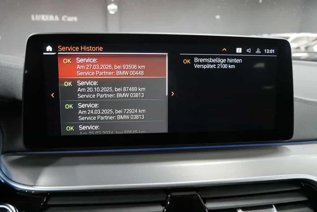 BMW 530 i xDrive Touring Luxury Line AHK HuD Stdhzg 03/2022-photo-35