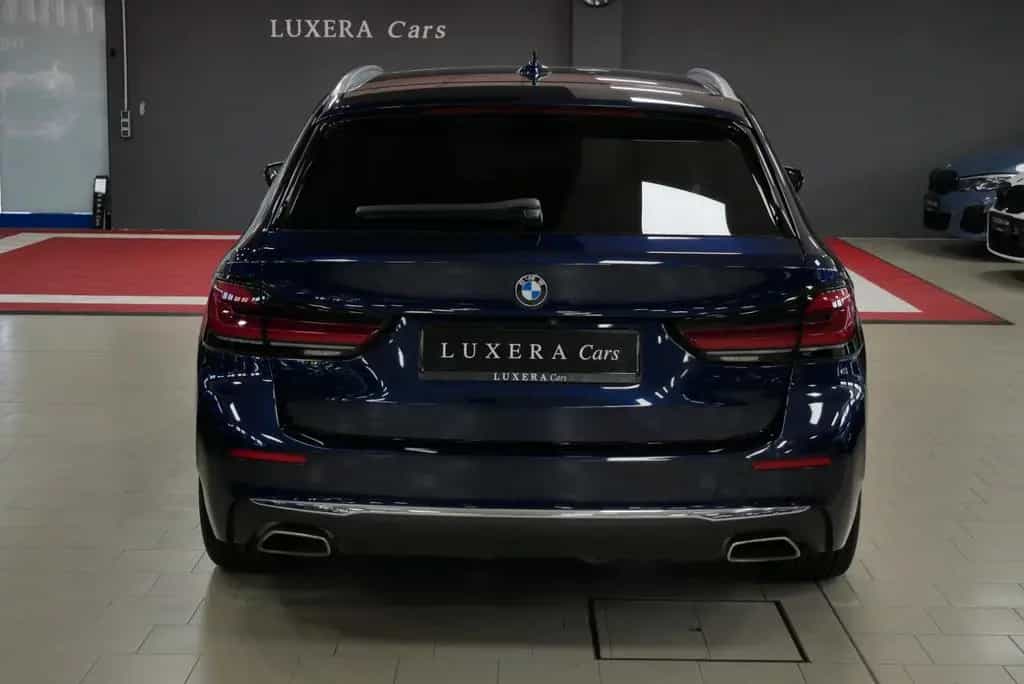 BMW 530 i xDrive Touring Luxury Line AHK HuD Stdhzg 03/2022-photo-5