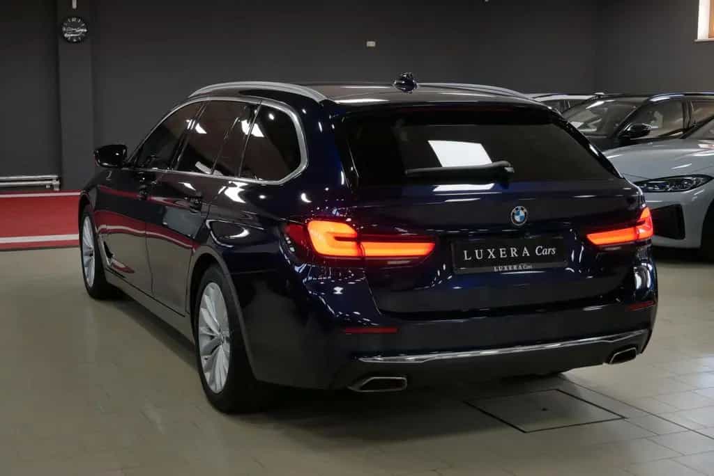 BMW 530 i xDrive Touring Luxury Line AHK HuD Stdhzg 03/2022-photo-6