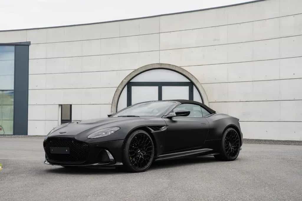 Aston Martin DBS V12 Volante 770 Ultimate Carbon/ Mattblack 01/2024-photo-0