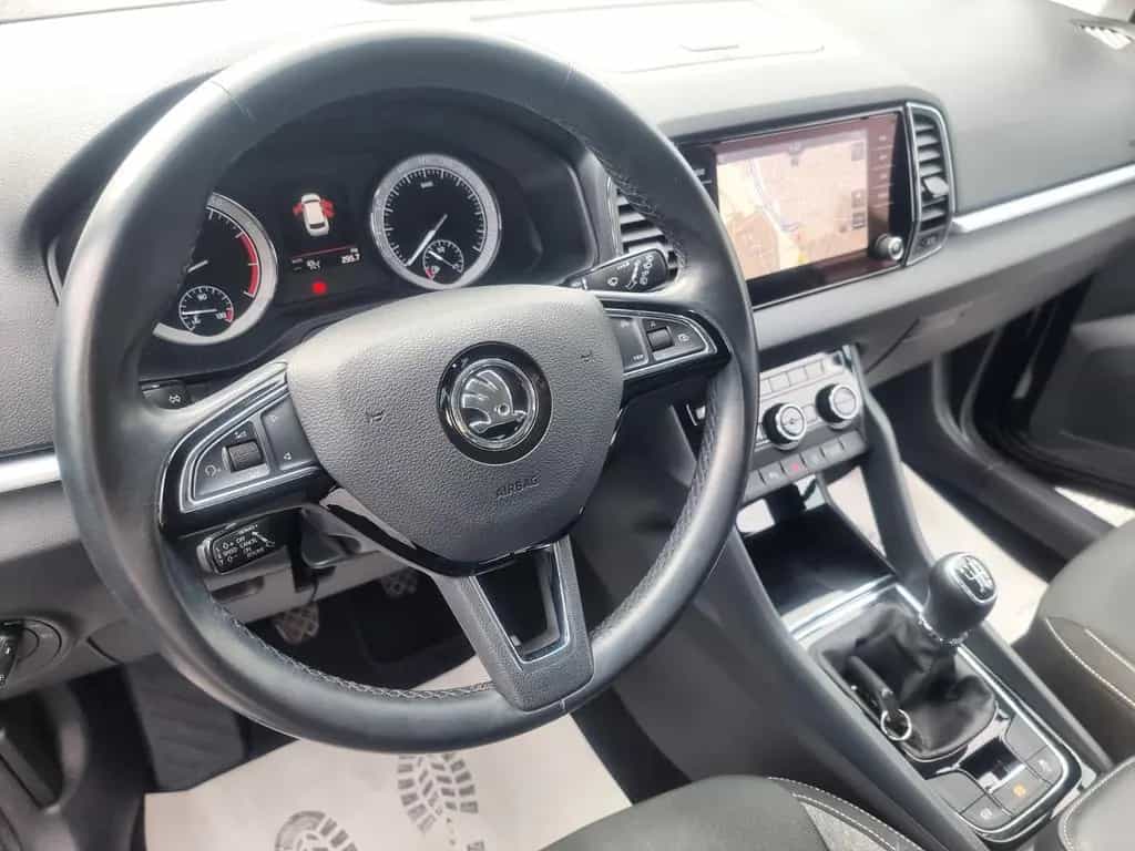Skoda Karoq Drive NAVI KAM PDC TEMP SITZH ALU LED TOP 07/2020-photo-12