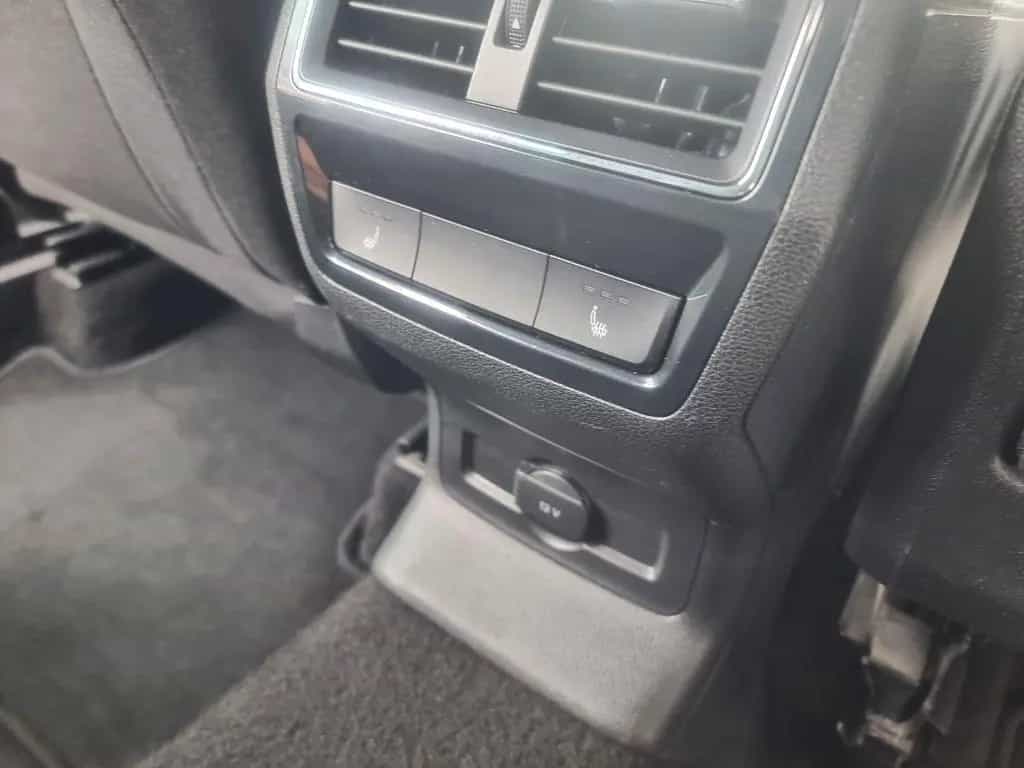 Skoda Karoq Drive NAVI KAM PDC TEMP SITZH ALU LED TOP 07/2020-photo-24