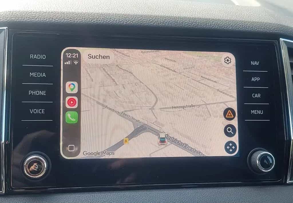 Skoda Karoq Drive NAVI KAM PDC TEMP SITZH ALU LED TOP 07/2020-photo-32