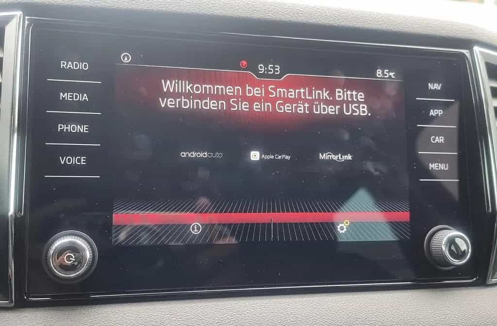 Skoda Karoq Drive NAVI KAM PDC TEMP SITZH ALU LED TOP 07/2020-photo-33