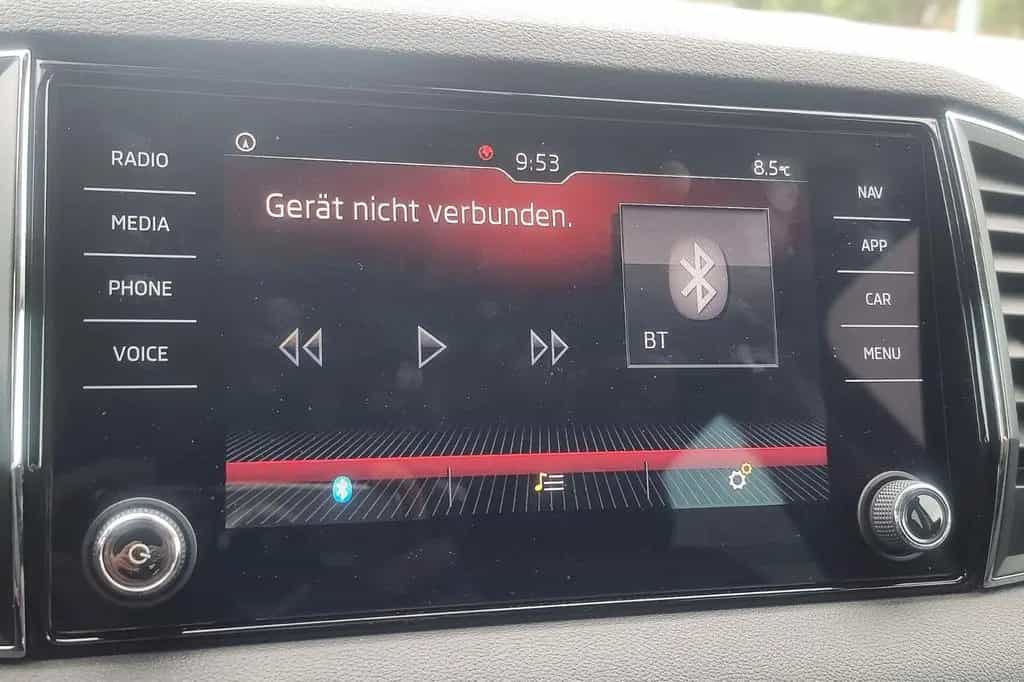 Skoda Karoq Drive NAVI KAM PDC TEMP SITZH ALU LED TOP 07/2020-photo-34