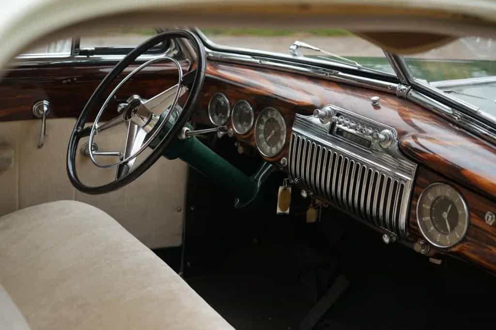 Cadillac Fleetwood 03/1946-photo-9