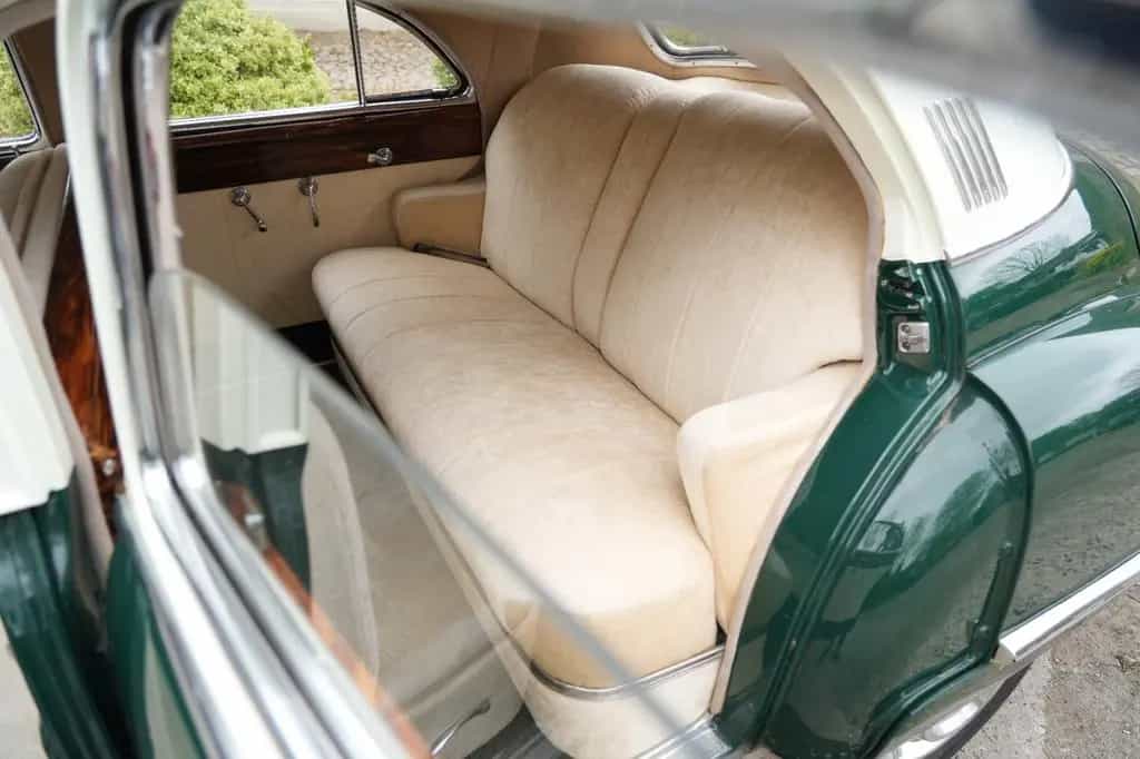 Cadillac Fleetwood 03/1946-photo-7