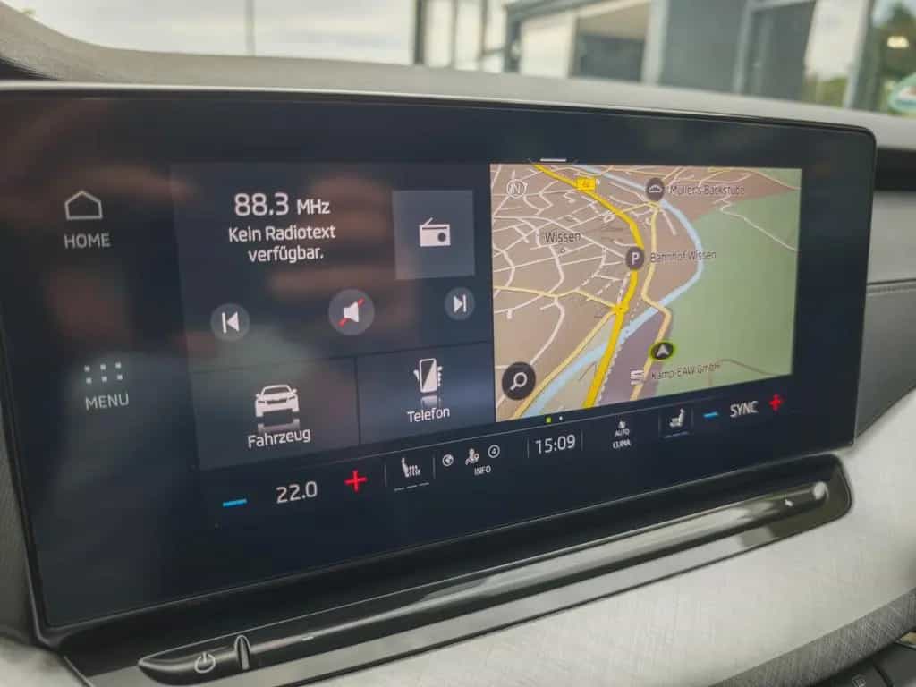 Skoda Octavia Combi Tour 116PS NAVI+AHK+SHZ+LED+APP+ 01/2023-photo-20