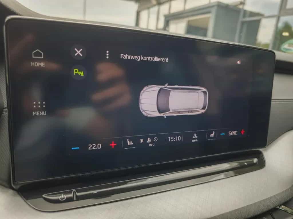 Skoda Octavia Combi Tour 116PS NAVI+AHK+SHZ+LED+APP+ 01/2023-photo-22