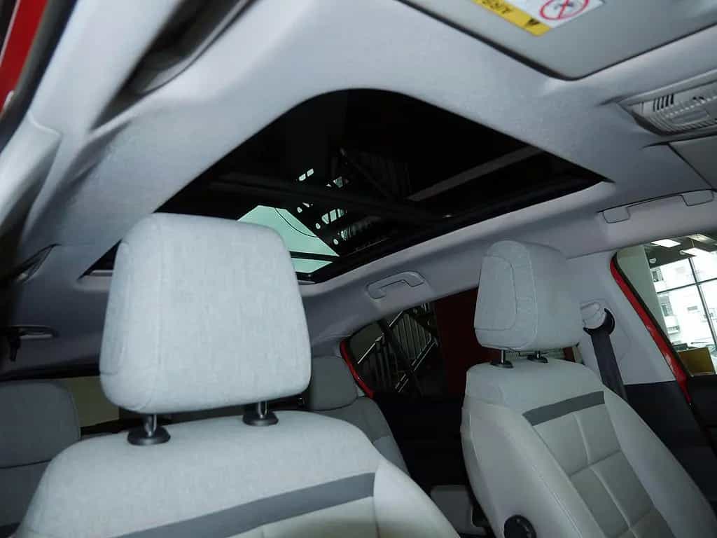 Citroën C5 Aircross BlueHDi 180 Feel PDC NAVI LED PANO 01/2019-photo-13