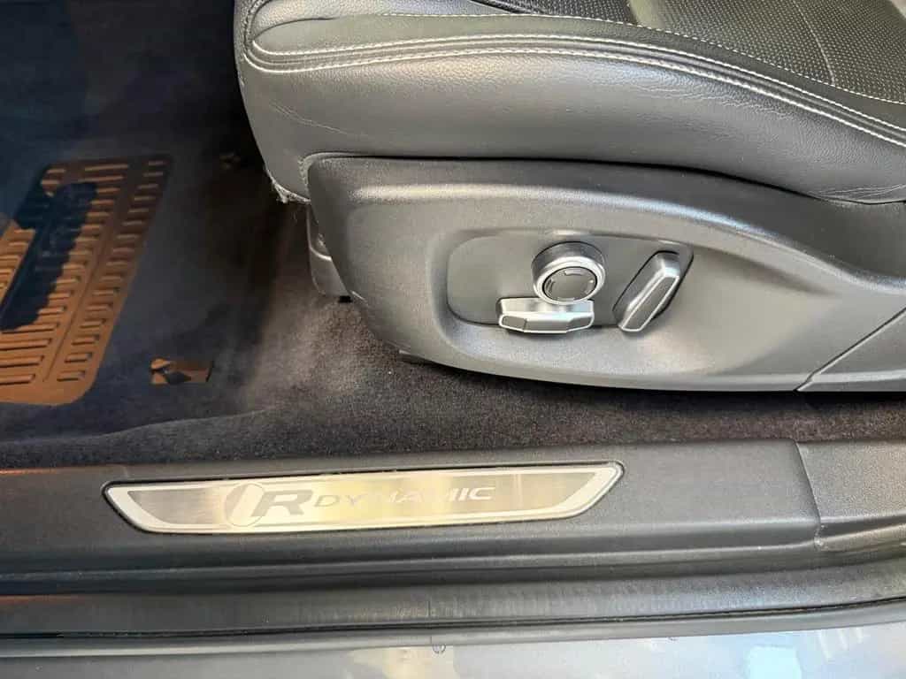 Jaguar E-Pace R-Dynamic S AWD Meridian 02/2022-photo-11