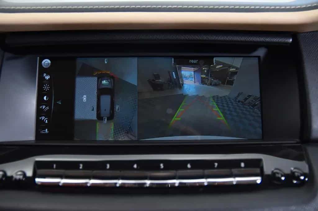 Rolls-Royce Cullinan - 02/2020-photo-22