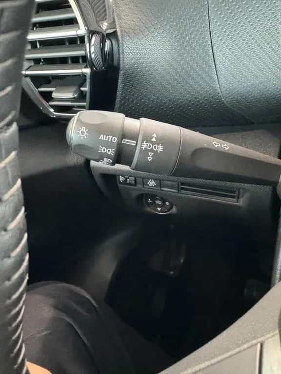 Citroën C4 Lim. Feel Pack 49000KM LED ACC KAM 1.HAND 03/2021-photo-30