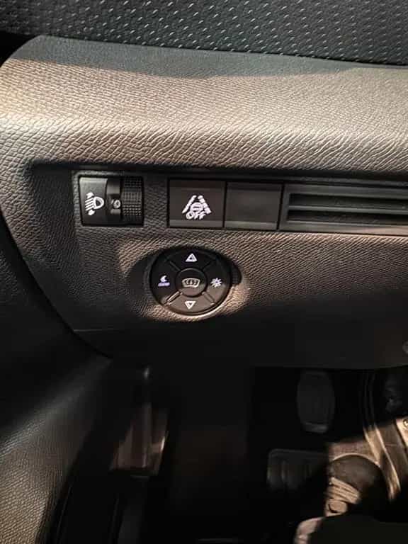Citroën C4 Lim. Feel Pack 49000KM LED ACC KAM 1.HAND 03/2021-photo-31