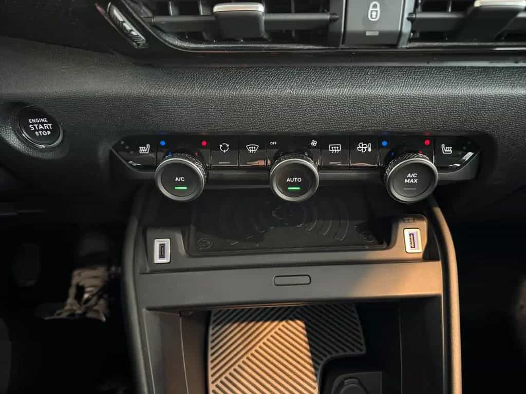 Citroën C4 Lim. Feel Pack 49000KM LED ACC KAM 1.HAND 03/2021-photo-33
