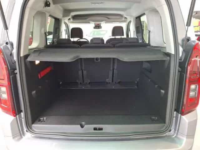 Opel Combo 1.5 D GS Automatik 5-Sitzer Sitzheizung 04/2024-photo-15