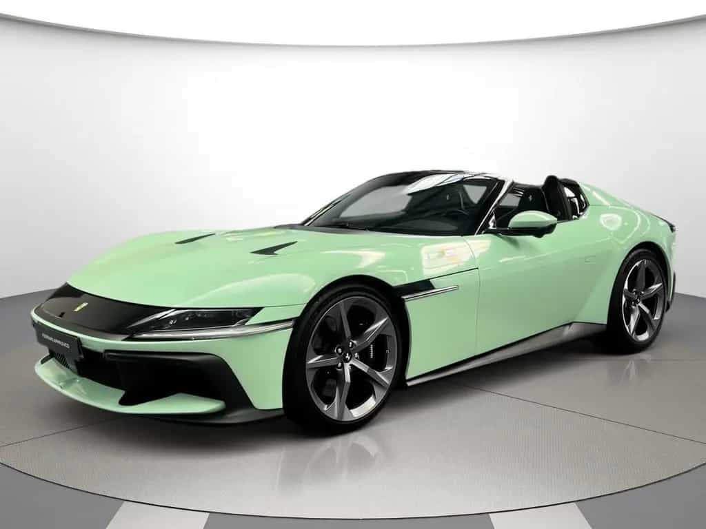 Ferrari 12Cilindri Spider verde pallido*painted shields* 06/2025-photo-14