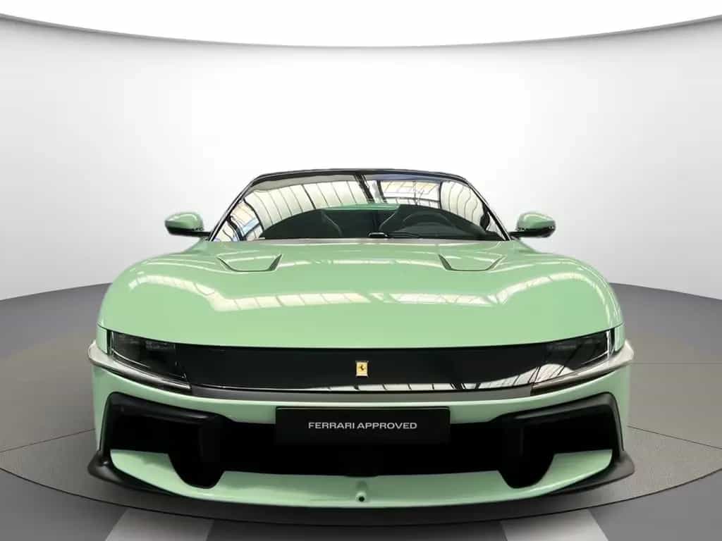 Ferrari 12Cilindri Spider verde pallido*painted shields* 06/2025-photo-2
