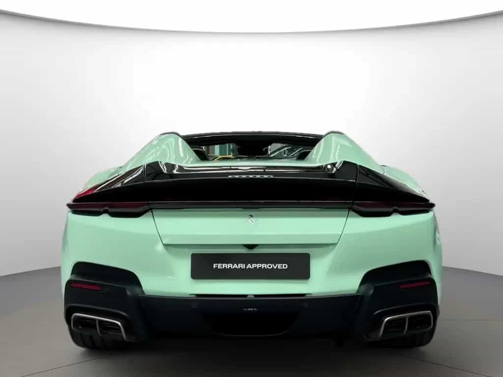 Ferrari 12Cilindri Spider verde pallido*painted shields* 06/2025-photo-3