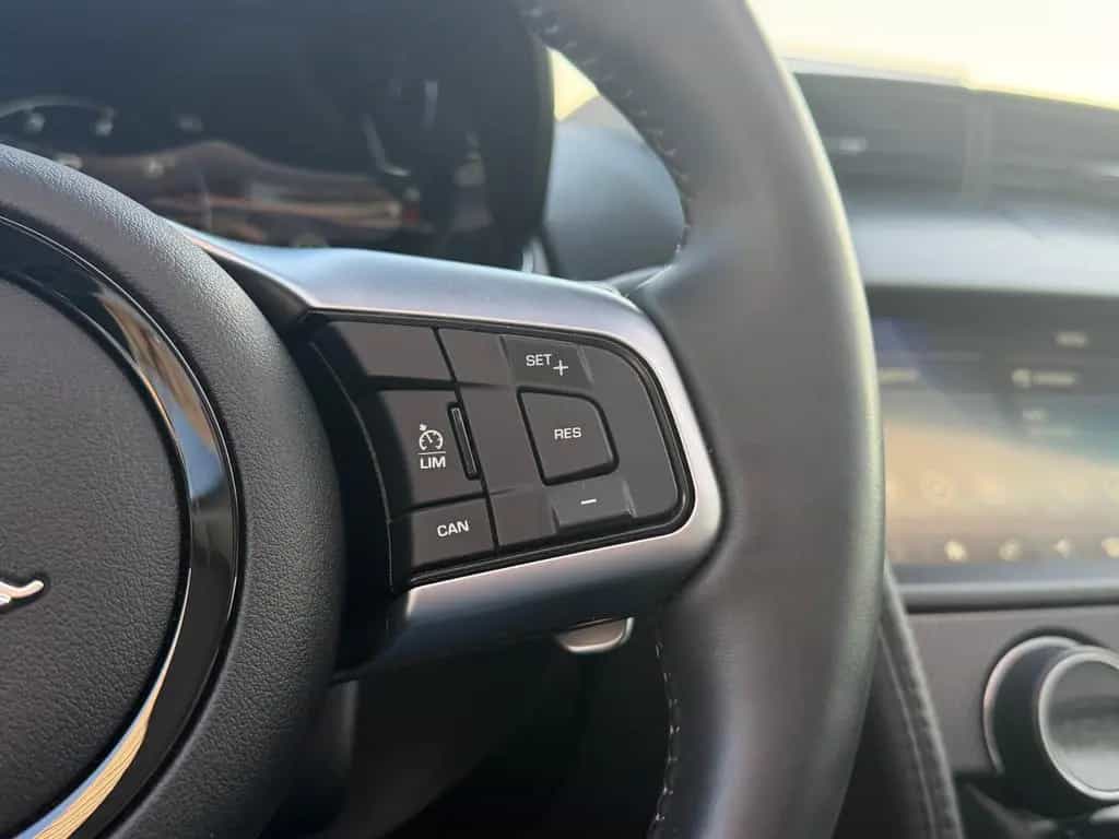 Jaguar F-Type /R-DYNAMIC/KAMERA/MERIDIAN/SPORT-ABGAS 02/2022-photo-33