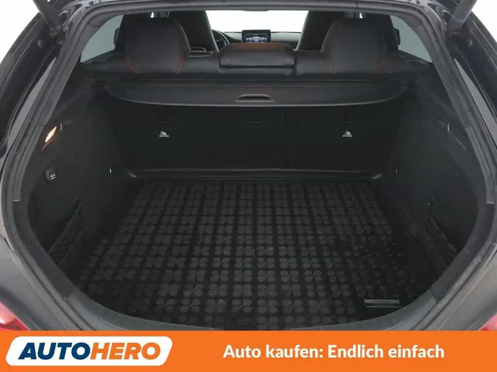 Mercedes-Benz CLA 180 Shooting Brake CLA-Klasse CLA 180 Shooting Brake AMG Line Aut. 06/2018-photo-17