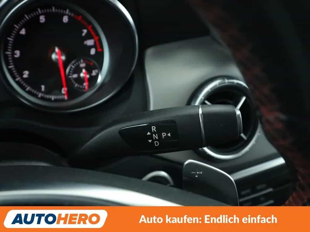 Mercedes-Benz CLA 180 Shooting Brake CLA-Klasse CLA 180 Shooting Brake AMG Line Aut. 06/2018-photo-27