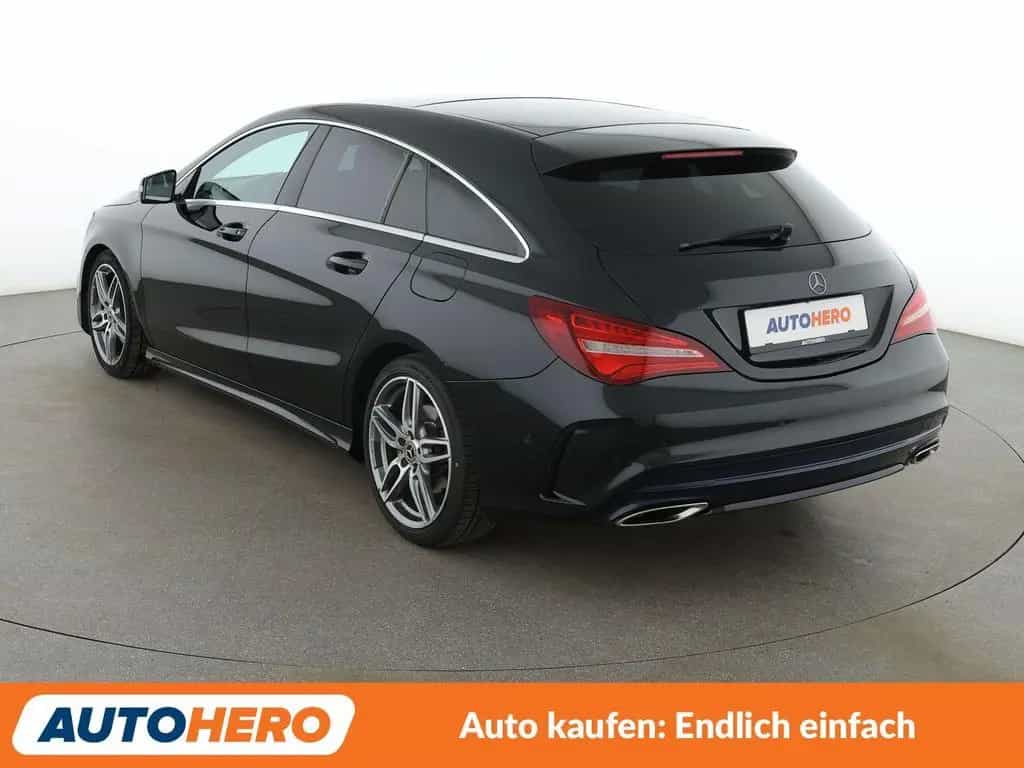 Mercedes-Benz CLA 180 Shooting Brake CLA-Klasse CLA 180 Shooting Brake AMG Line Aut. 06/2018-photo-3