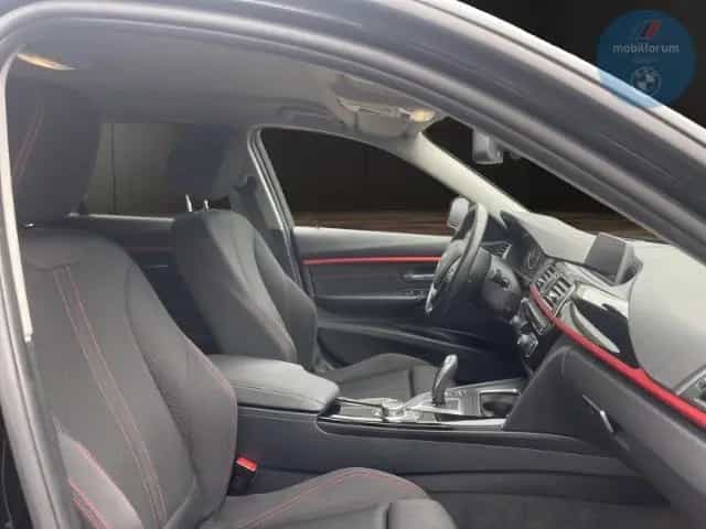 BMW 330 i Touring Sport Line HUD LED Keyless Kamera 07/2018-photo-1