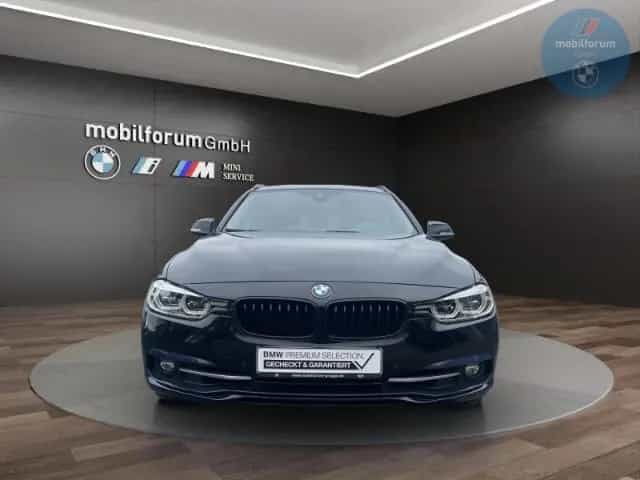 BMW 330 i Touring Sport Line HUD LED Keyless Kamera 07/2018-photo-10