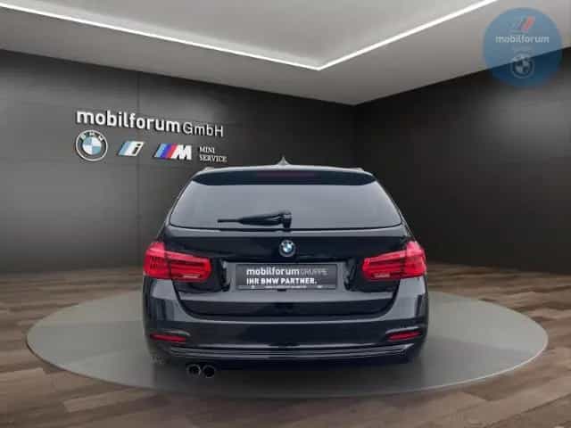 BMW 330 i Touring Sport Line HUD LED Keyless Kamera 07/2018-photo-12