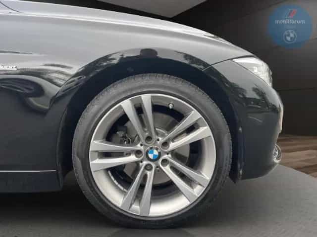BMW 330 i Touring Sport Line HUD LED Keyless Kamera 07/2018-photo-22