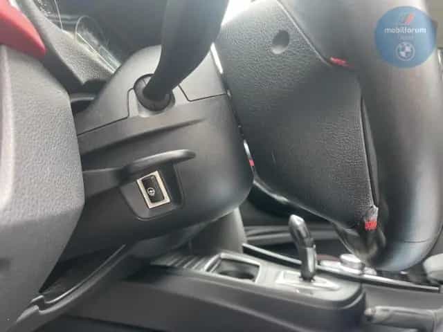 BMW 330 i Touring Sport Line HUD LED Keyless Kamera 07/2018-photo-26
