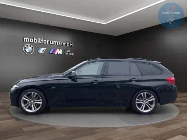 BMW 330 i Touring Sport Line HUD LED Keyless Kamera 07/2018-photo-4