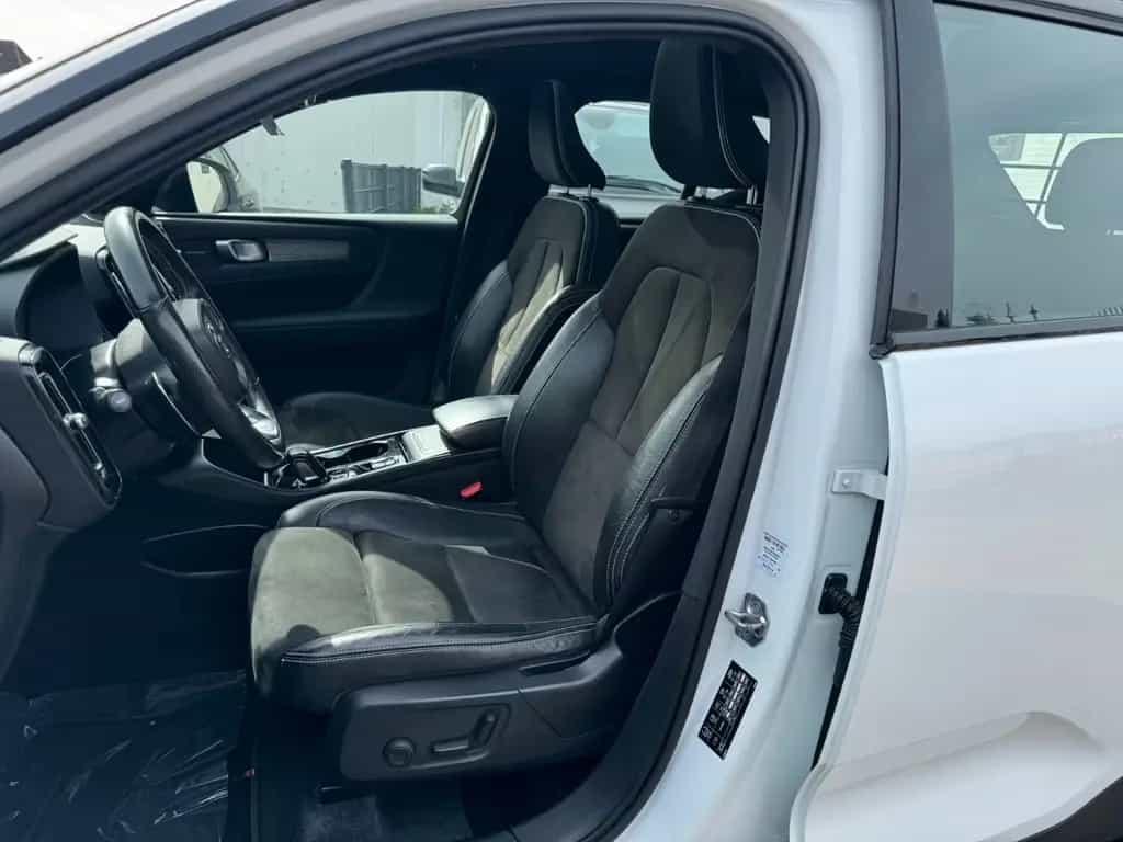 Volvo XC40 XC 40 R Design D4 Automatik AWD/PANO/SCHIEBEDACH 02/2018-photo-13