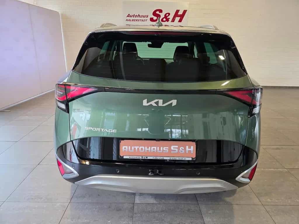 Kia Sportage 1,6T Spirit 4WD LEDER LED NAV 3AAC 1.HD 03/2022-photo-3