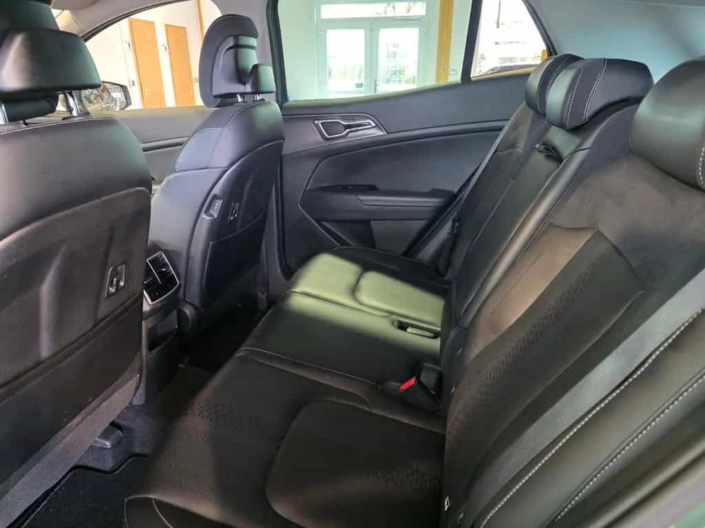 Kia Sportage 1,6T Spirit 4WD LEDER LED NAV 3AAC 1.HD 03/2022-photo-6