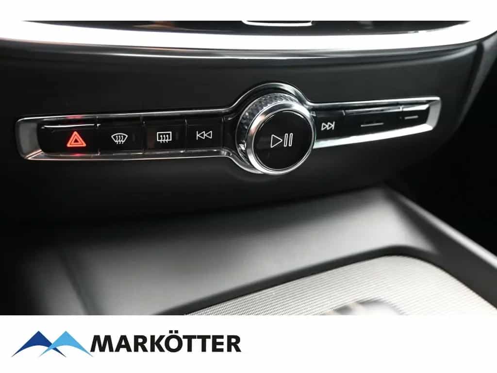 Volvo V60 B4 R Design/ACC/StandH/H&K/Memory/20''/Kamer 04/2021-photo-24