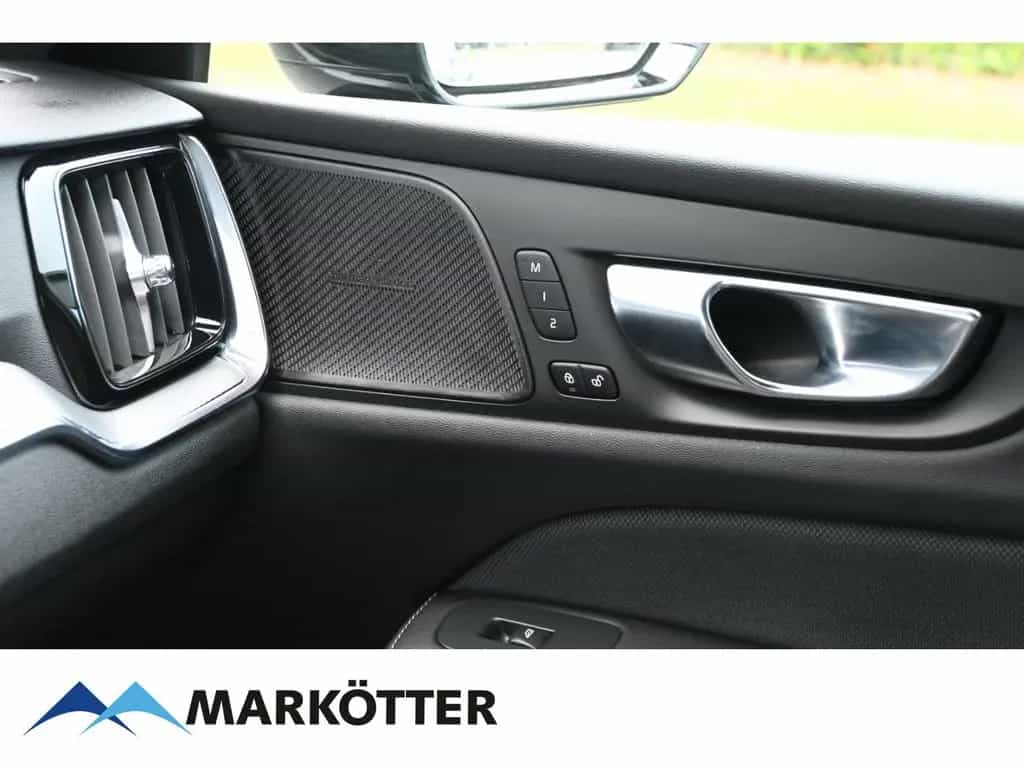 Volvo V60 B4 R Design/ACC/StandH/H&K/Memory/20''/Kamer 04/2021-photo-26