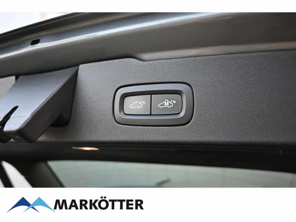 Volvo V60 B4 R Design/ACC/StandH/H&K/Memory/20''/Kamer 04/2021-photo-31