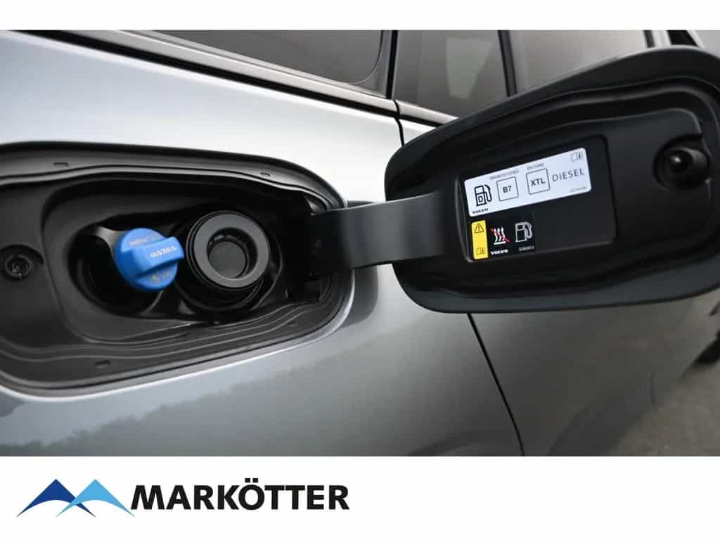 Volvo V60 B4 R Design/ACC/StandH/H&K/Memory/20''/Kamer 04/2021-photo-34
