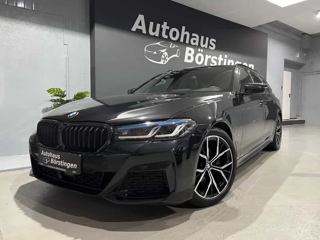 BMW 5 Series 520 d Touring/M Sport/AHK/LED/PANO/STAND/HEAD UP 03/2022-photo-0