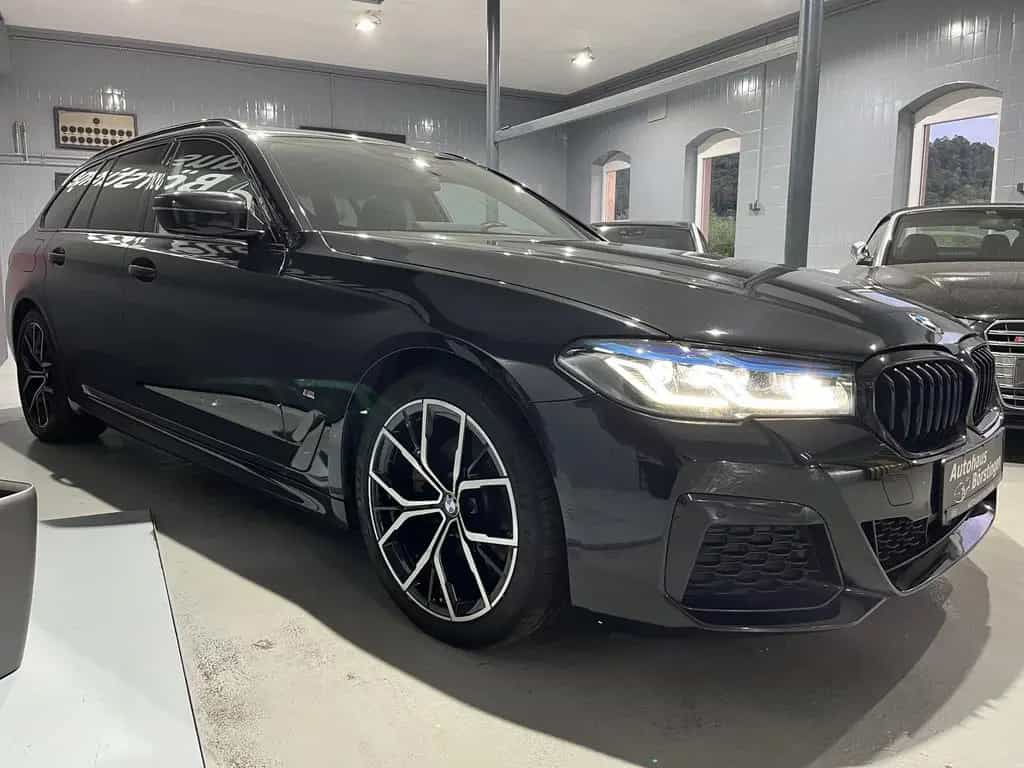 BMW 5 Series 520 d Touring/M Sport/AHK/LED/PANO/STAND/HEAD UP 03/2022-photo-2