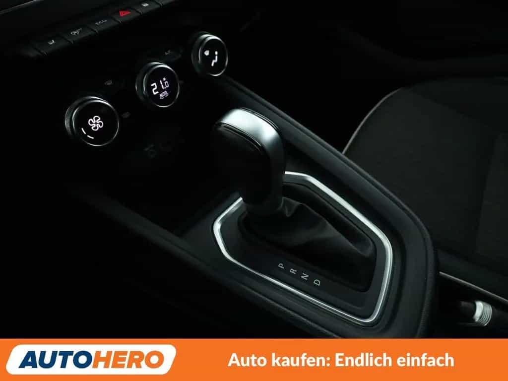 Renault Clio 1.3 TCe Intens Aut.*NAVI*LED*CAM*PDC*SHZ* 02/2020-photo-24