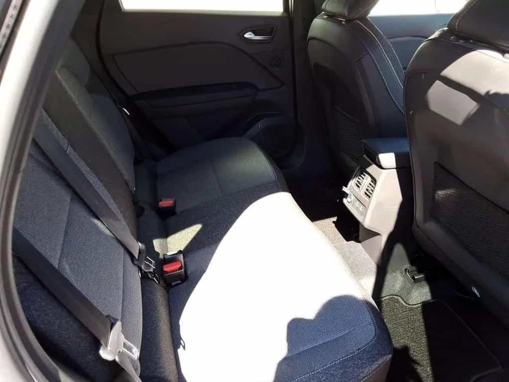 Renault Captur Captur Mild Hybrid 140 EDC TECHNO 04/2026-photo-12